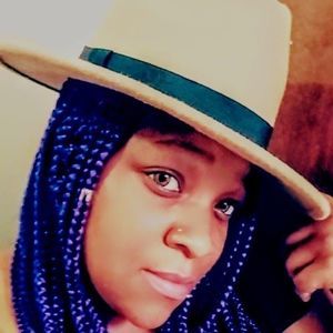 Meet your Posher, Katesha